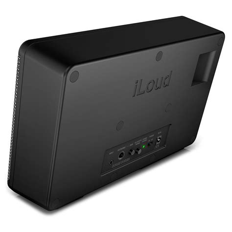 IK Multimedia UNO Synth with iLoud Portable Bluetooth Speaker at Gear4music
