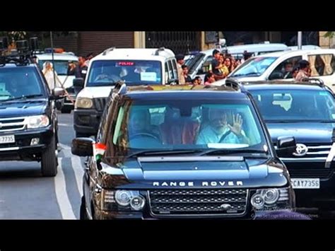 🇮🇳 PM Modi Range Rover Car Entry | Modi Convoy !!! - YouTube