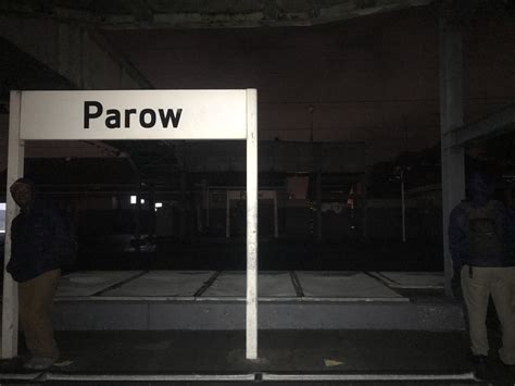 Commuters call for better lighting and security at Parow station | GroundUp