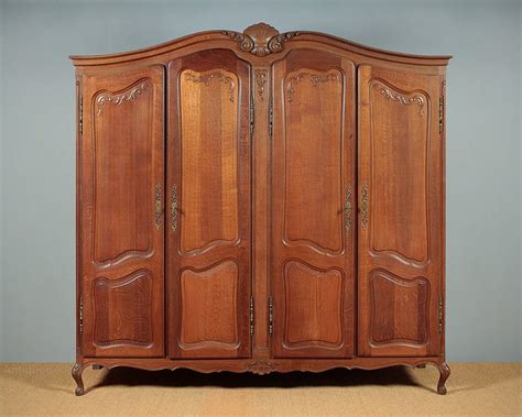 Large French Oak Armoire Wardrobe C.1920. - Antiques Atlas