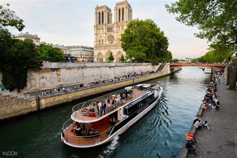 Guided Cruise on the Seine River by Vedettes de Paris - Klook Malaysia