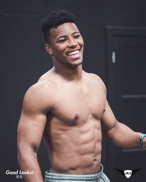 Good Looks! - Saquon Barkley