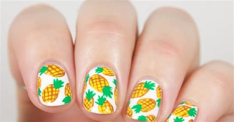 Wondrously Polished: The Hunt - Mani Monday Pineapple Nail Art Tutorial