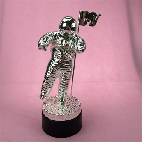 Awards Mtv Trophy Home Decoration Moonman | ClassySculptures.com | 50% ...