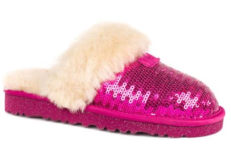 12 Super-Cute Slippers For Tween Girls – Footwear News