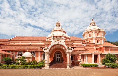 Go On A Spiritual Trip And Visit The 6 Most Famous Temples In Goa ...