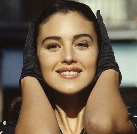 Mónica Bellucci 1938 | Monica bellucci, Monica bellucci young, Monica bellucci photo