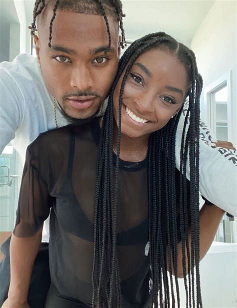 Simone Biles Goes Instagram Official with New Boyfriend, NFL Player Jonathan Owens: 'Just Us'