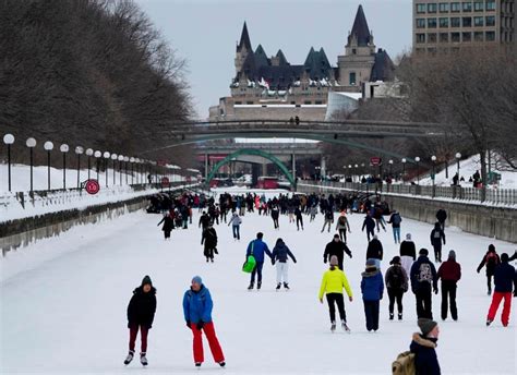 Rideau Canal, world’s largest skating rink, set to have latest opening ...