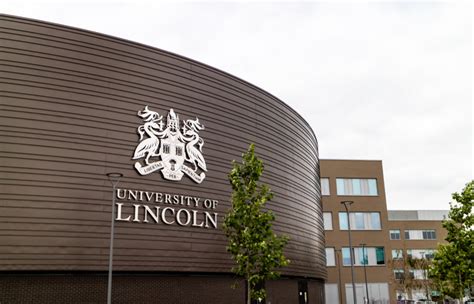 University of Lincoln to discuss reinventing benefit strategies at EB Reset - Employee Benefits