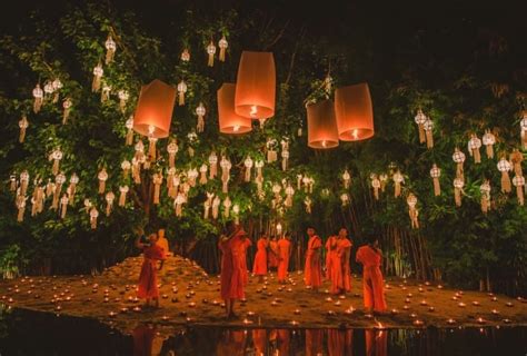 Yi Peng (Yee Peng) - Sparkling Chiang Mai Lantern Festival of Light