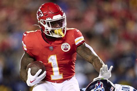 What is Jerick McKinnon's net worth? Contract breakdown and salary of Kansas City Chiefs RB