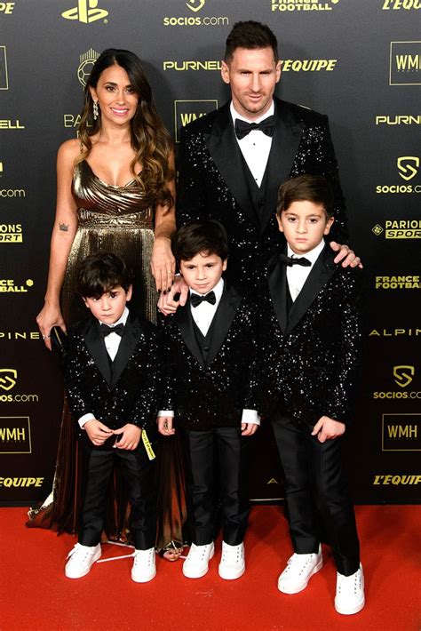 Lionel Messi & Family: Photos Of The Footballer, His Wife & Kids ...