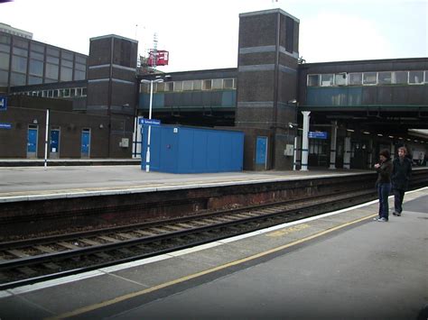 Gatwick Airport Railway Station (GTW) - The ABC Railway Guide