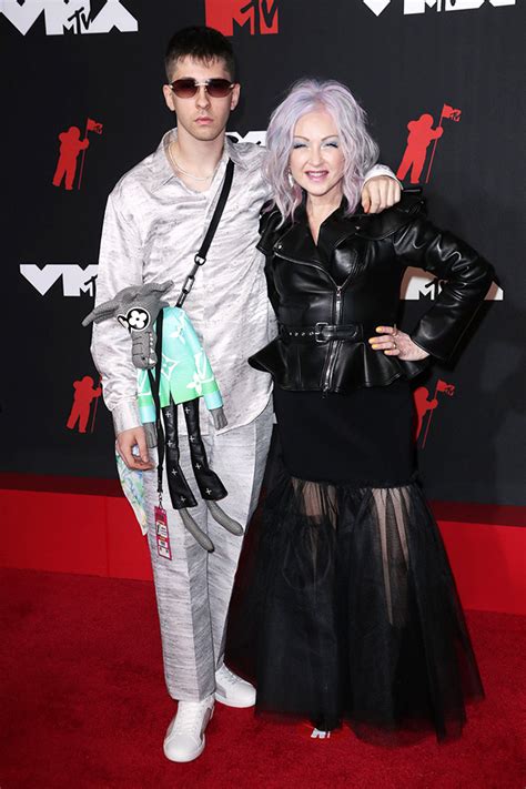 Cyndi Lauper & Son Declyn, 23, At 2021 VMAs — See Photos – Hollywood Life