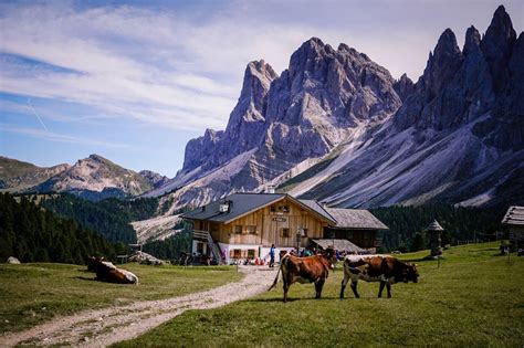 Ultimate Guide to Puez-Odle Nature Park (Puez-Geisler), Italian Dolomites