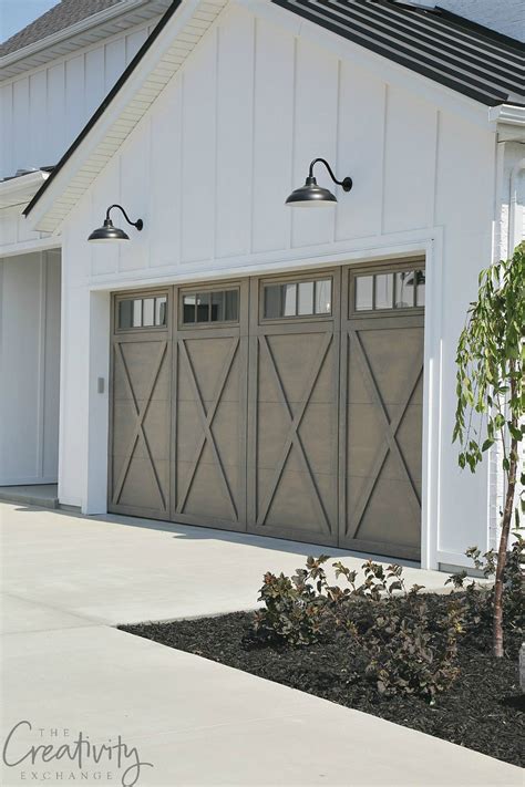 Modern Style Garage Doors