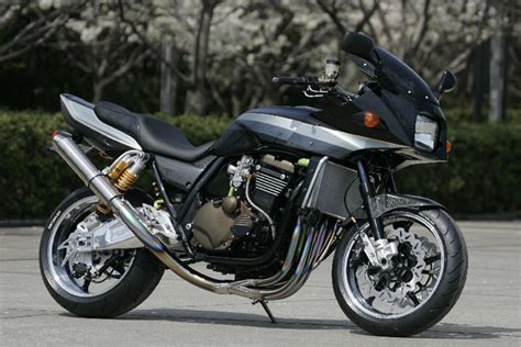 Active Kawasaki ZRX1200R | MCN