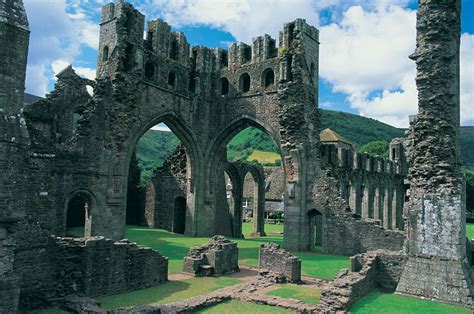 Llanthony Priory