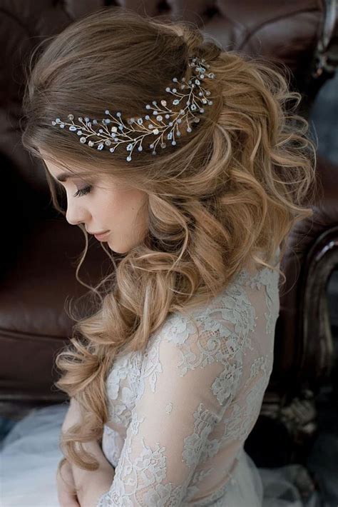 36 Pretty Cool Rustic Wedding Hairstyles | Penteado casamento, Penteado noiva, Penteados