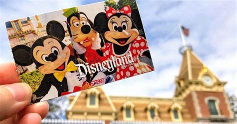 How to Score Cheap Disneyland Tickets and How Much Are They? [2020]