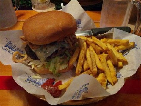 Islands Fine Burgers & Drinks, Newport Beach - 1380 Bison Ave - Restaurant Reviews, Photos ...