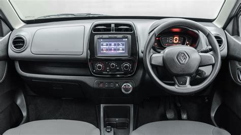 Kwid [2019] Dashboard Image, Kwid [2019] Photos in India - CarWale