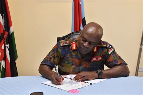 KENYA AIR FORCE FORMATION COMMANDERS SIGN PERFORMANCE CONTRACTS ...