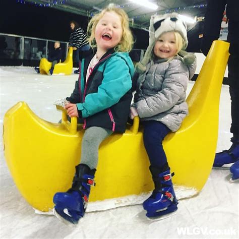 Ice Skating Banana – Whilton Locks Events