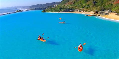 World's biggest swimming pool in Chile - Business Insider