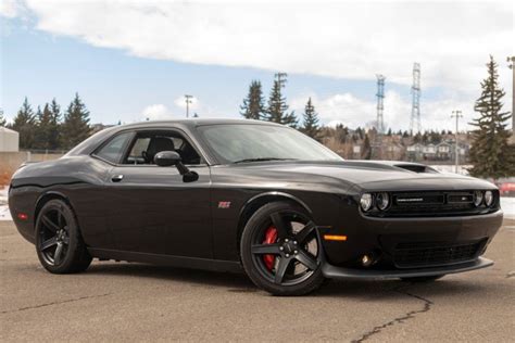 6k-Mile 2018 Dodge Challenger SRT 392 6-Speed | 2018 dodge challenger srt, Dodge challenger srt ...