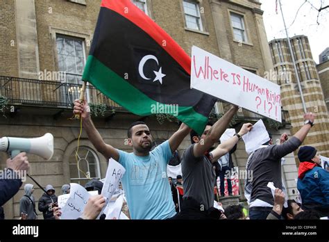 Protesters calling for human rights in Libya Stock Photo - Alamy