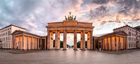 7 Spots to Photograph Brandenburg Gate - A Guide for Travel ...