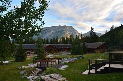 Banff Gate Mountain Resort - UPDATED 2018 Prices, Reviews & Photos (Canmore/Dead Man's Flats ...