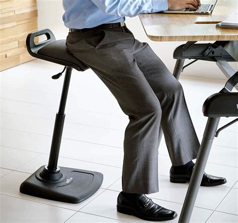 Best Standing Desk Chair With Back | Tabouret de bureau, Assis debout, Bureau debout
