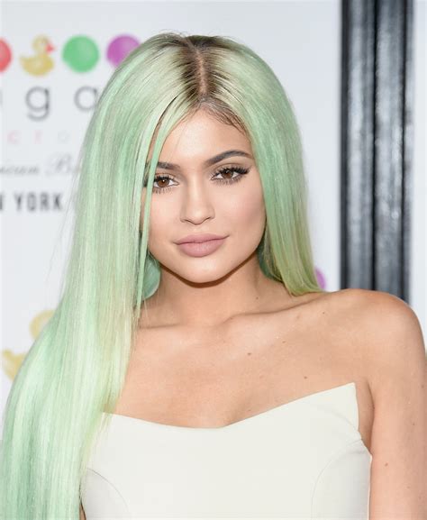 Kylie Jenner Debuts Green Hair Because She Can't Stop, Won't Stop — PHOTOS