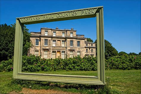 Lincolnshire Cam: Normanby Hall & Gardens.