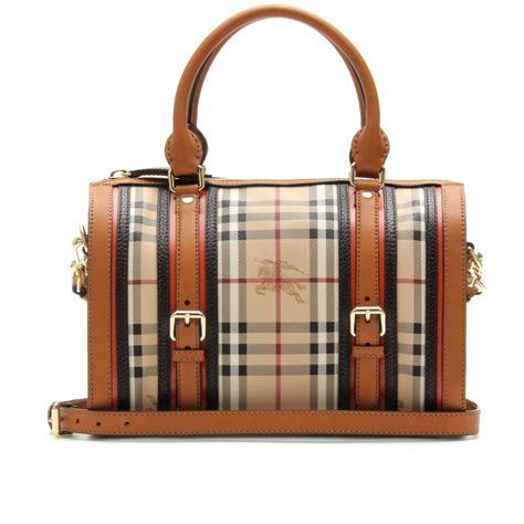 Passion for handbags: Modern, yet classic Burberry bag