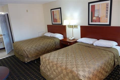 VIP Inn and Suites Rooms: Pictures & Reviews - Tripadvisor