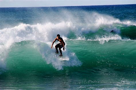 Hawai'i State Individual Sport | Surfing