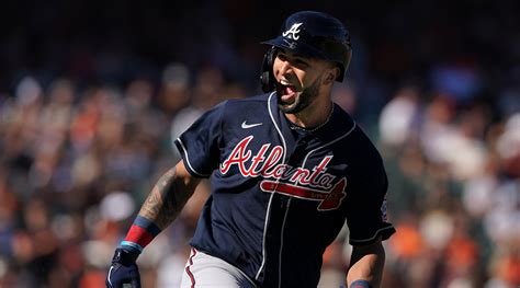 Eddie Rosario hits for the cycle; Braves avoid sweep by Giants - Sports Illustrated