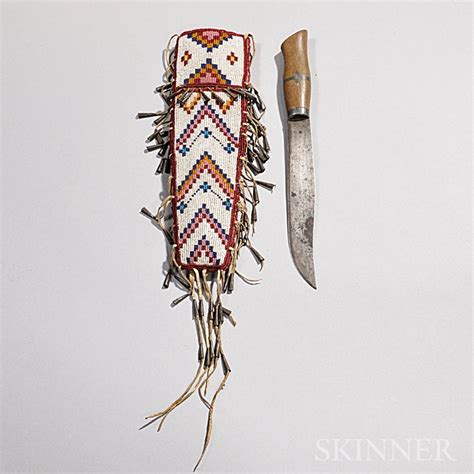 Northern Plains Beaded Hide Knife Sheath | Native american knives, Knife sheath, Native american ...