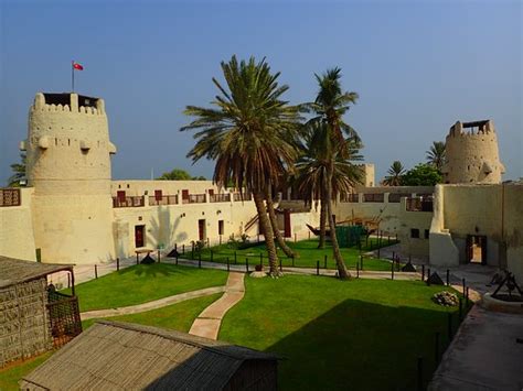 Nice fort of the local emir - Umm Al Quwain Fort, Umm Al Quwain Traveller Reviews - Tripadvisor