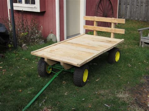 Gonna make one for myself too... | Woodworking projects that sell, Backyard, Tractor idea