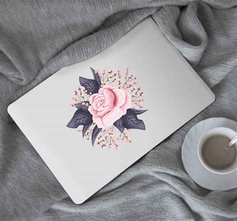 Floral amazing design in pink laptop stickers - TenStickers