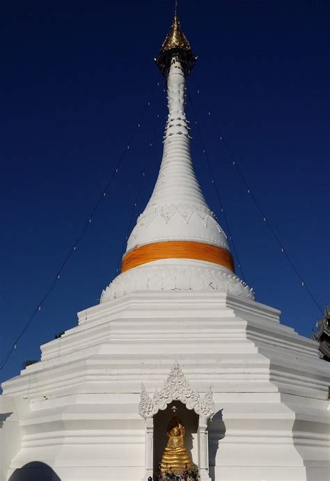 Pai to Mae Hong Son | Thailand travel, Thailand destinations, Buddhist temple