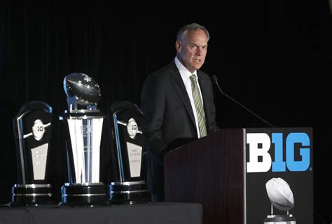 Closing in on program victories record, Mark Dantonio has no timetable ...