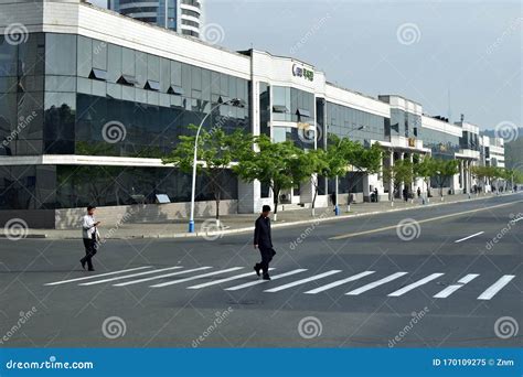 Pyongyang, North Korea. Street Scene Editorial Image - Image of motion ...