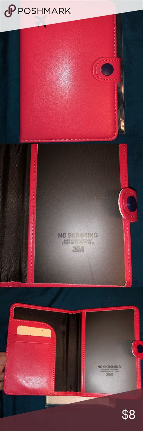 Red passport holder, NWT