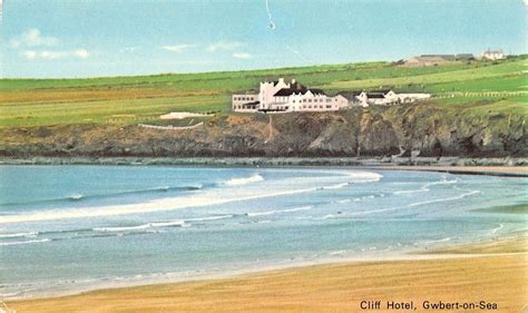 B103598 cliff hotel gwbert on sea wales / HipPostcard